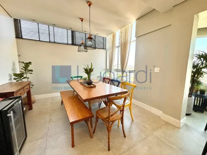 Foto Apartamento com 3 Suítes