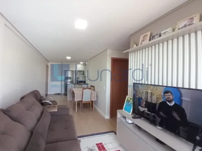 Foto Apartamento com 2 Dormitórios