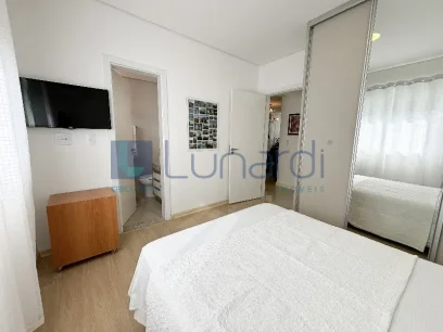 Foto Apartamento com 3 Suítes