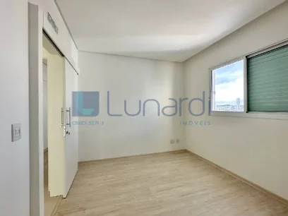 Foto Apartamento com 3 Suítes