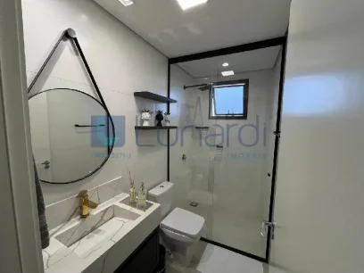 Foto Apartamento com 2 Dormitórios