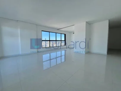 Foto Apartamento com 3 Suítes