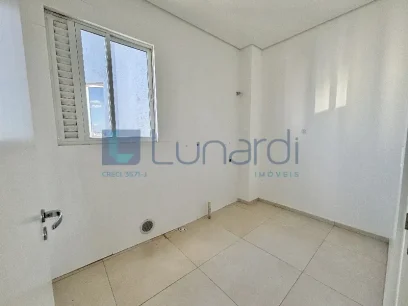 Foto Apartamento com 4 Dormitórios