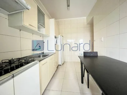 Foto Apartamento com 2 Dormitórios