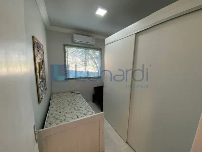 Foto Apartamento com 3 Dormitórios