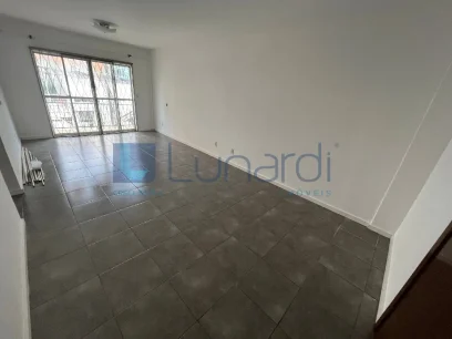 Apartamento com 3 Dormitórios