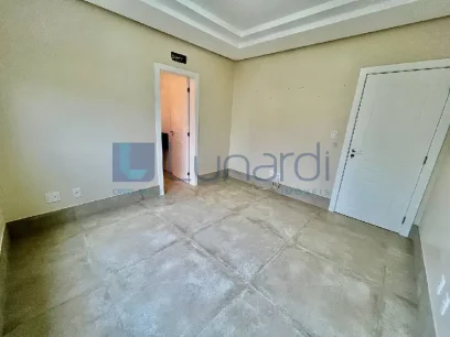 Foto Apartamento com 3 Suítes