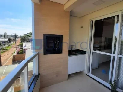 Apartamento com 3 Dormitórios