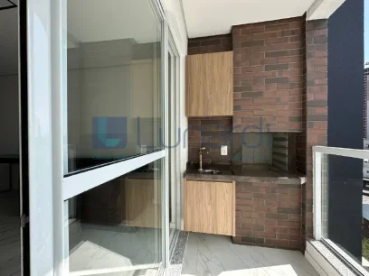 Foto Apartamento com 2 Dormitórios