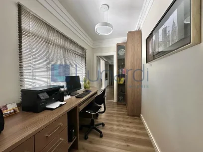 Foto Apartamento com 3 Dormitórios