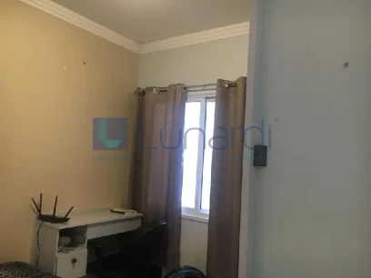 Foto Apartamento com 2 Dormitórios