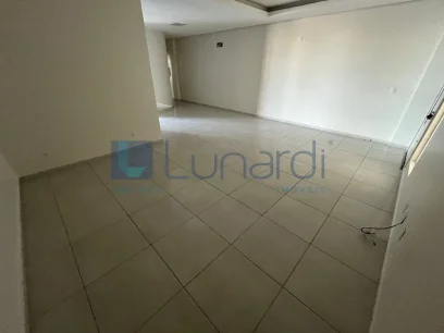 Foto Apartamento com 3 Dormitórios