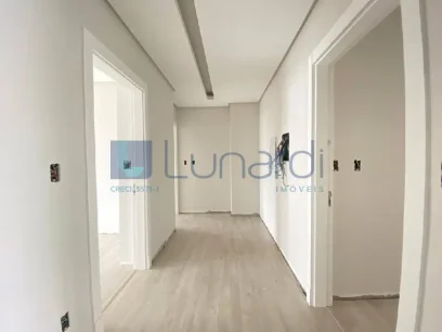 Foto Apartamento com 3 Suítes