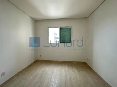 Foto Apartamento com 3 Suítes