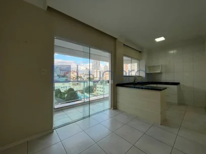 Foto Apartamento com 2 Dormitórios