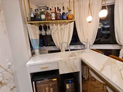 Foto Apartamento com 2 Dormitórios