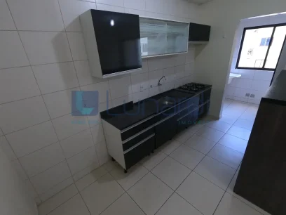 Foto Apartamento com 2 Dormitórios