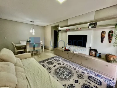 Apartamento com 2 Dormitórios