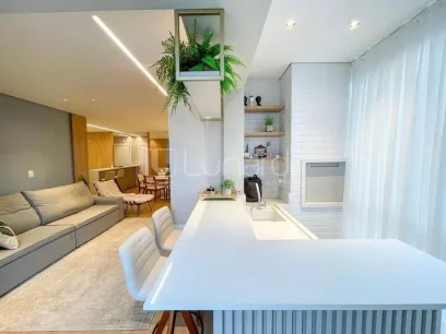 Foto Apartamento com 2 Suítes