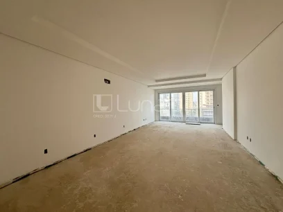 Foto Apartamento com 3 Suítes