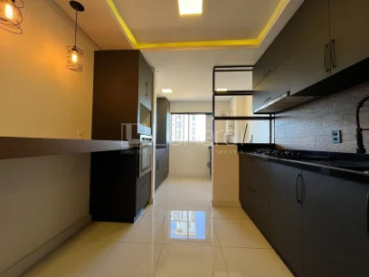 Foto Apartamento com 2 Dormitórios