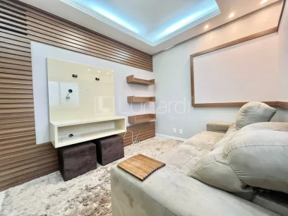 Foto Apartamento com 2 Dormitórios