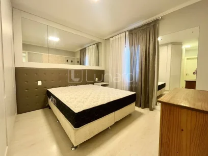 Foto Apartamento com 2 Dormitórios