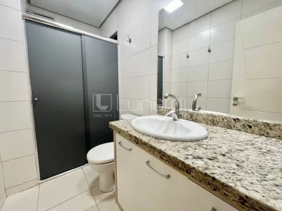 Foto Apartamento com 2 Dormitórios