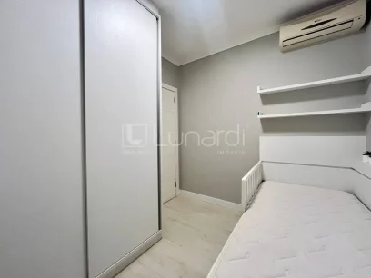 Foto Apartamento com 2 Dormitórios