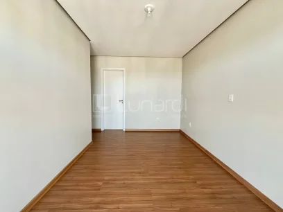 Foto Apartamento com 2 Dormitórios