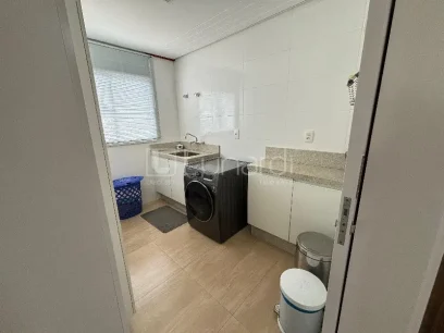 Foto Apartamento com 3 Dormitórios