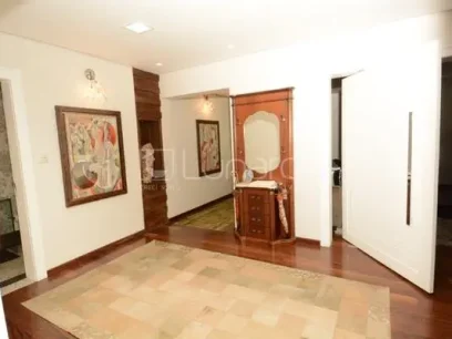 Foto Casa com 5 Suítes