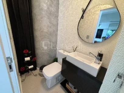 Foto Apartamento com 3 Suítes