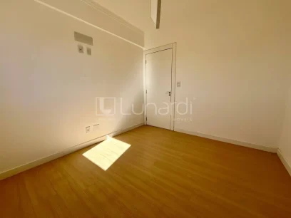 Foto Apartamento com 3 Dormitórios