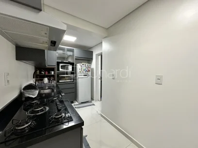 Foto Apartamento com 3 Dormitórios