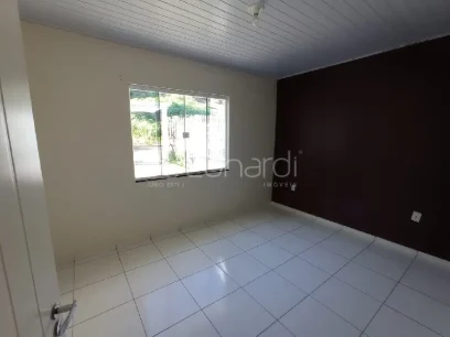 Foto Casa com 2 Dormitórios