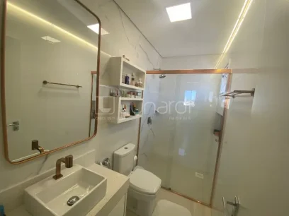 Foto Apartamento com 3 Suítes