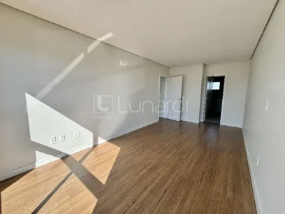 Foto Apartamento com 3 Suítes