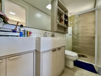 Foto Apartamento com 3 Suítes