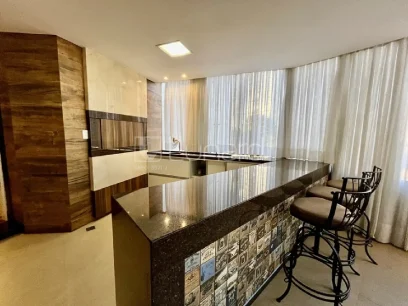 Foto Apartamento com 4 Dormitórios