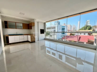 Foto Apartamento com 3 Dormitórios