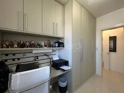 Foto Apartamento com 2 Dormitórios