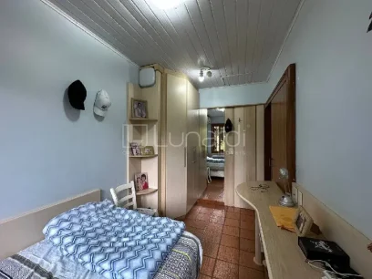 Foto Casa com 3 Dormitórios