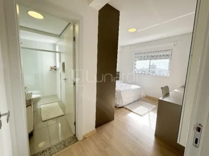 Foto Apartamento com 3 Suítes