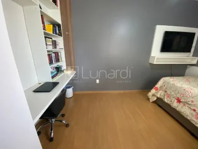 Foto Apartamento com 3 Dormitórios