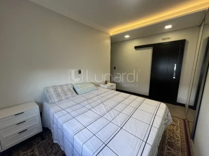 Foto Apartamento com 3 Dormitórios