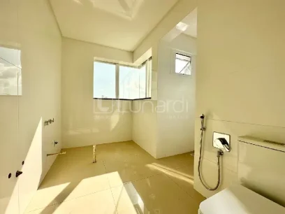 Foto Apartamento com 3 Suítes