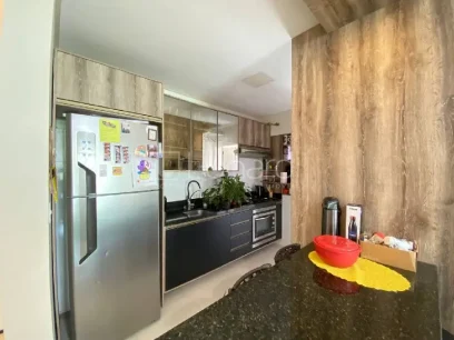 Foto Apartamento com 2 Dormitórios