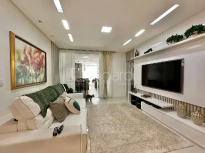 Foto Apartamento com 3 Dormitórios