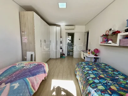 Foto Apartamento com 3 Suítes